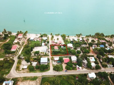 Steps to the beach, Hopkins Investment Property, 🇧🇿 Belize
