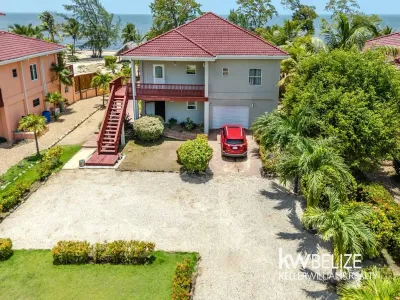 Caribbean Sea View Waterfront Home in Hopkins, 🇧🇿 Belize
