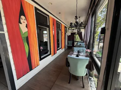 Frenchy’s Restaurant – Business Opportunity for Sale, 🇧🇿 Belize
