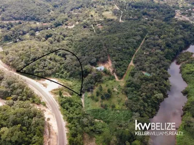 Three Acres of Serenity in Cristo Rey, 🇧🇿 Belize