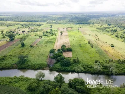 22 Acres on the River in Spanish Lookout, 🇧🇿 Belize