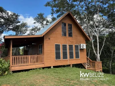 Furnished 2-Bedroom Home on 2.4 Acres in Calla Creek Village, 🇧🇿 Belize