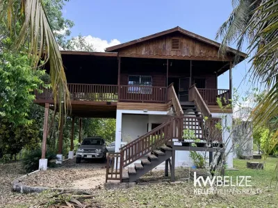 Hilltop Homestead in Unitedville Belize, 🇧🇿 Belize