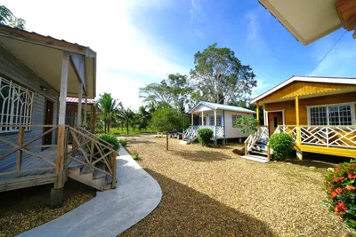 Hummingbird Estates, Mile 6 Hummingbird Hwy, 🇧🇿 Belize