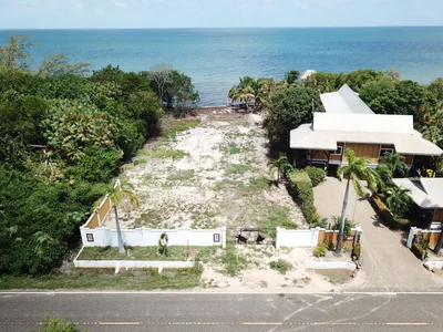 1035 – Your Caribbean Beach Front Lot Awaits, 🇧🇿 Belize
