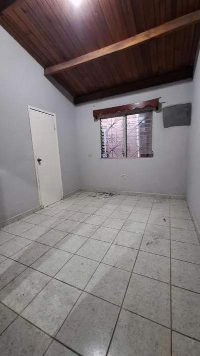 SE RENTA CASA EN COLONIA DEL VALLE, SPS, 🇭🇳 Honduras