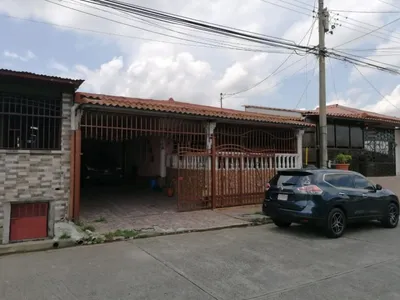 Venta de Hermosa y Acogedora Casa en Jardines de Sevilla, 🇵🇦 Panama