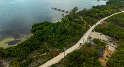 Prime Beachfront Opportunity: Parcel 873 in Club Caribbean, South Ambergris Caye, 🇧🇿 Belize