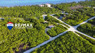 Invest in Belize: Unfinished Home in Ambergris Caye Awaits!, 🇧🇿 Belize