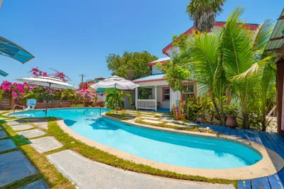 Multi Family Property in Tres Cocos, Ambergris Caye $750,000, 🇧🇿 Belize