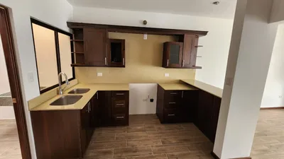 Casa en venta en San Cristóbal con 4 habitaciones y patio Ref-5200 |, 🇬🇹 Guatemala