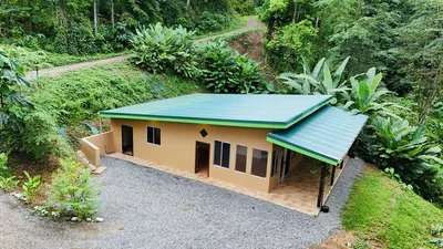 Fire Sale Investment Opportunity in Jardines del Morete | 2 Bed | 2 Bath Home with River Access, 🇨🇷 Costa Rica