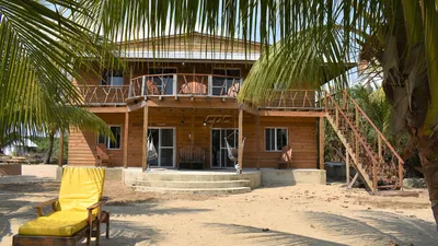 Beachfront Resort in Monkey River, 🇧🇿 Belize