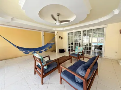 Casa Venta | Calle 16 RESIDENCIAL RIVIERA COLONIAL, Panamá, 🇵🇦 Panama