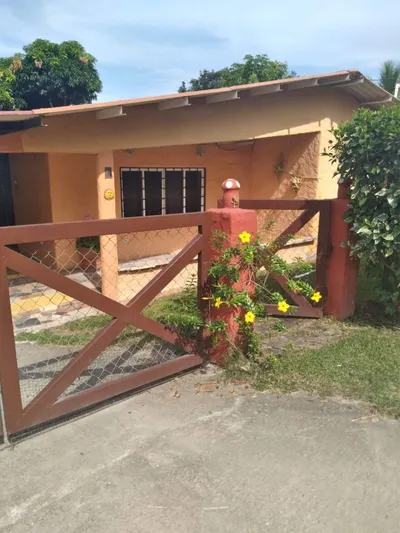 Casa Alquiler y Venta | PIEDRAS GORDAS, EL HIGO DE SAN CARLOS, Panamá Oeste, 🇵🇦 Panama