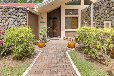 Casa Alquiler y Venta | BRISAS DE LOS LAGOS, LA CHORRERA, Panamá Oeste, 🇵🇦 Panama