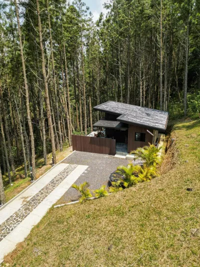 Solar Powered Cabin In Panama, 🇵🇦 Panama