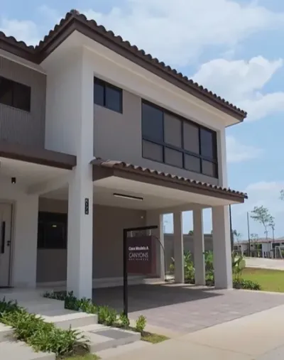 House for Sale in Paseo del Norte, Panama, 🇵🇦 Panama
